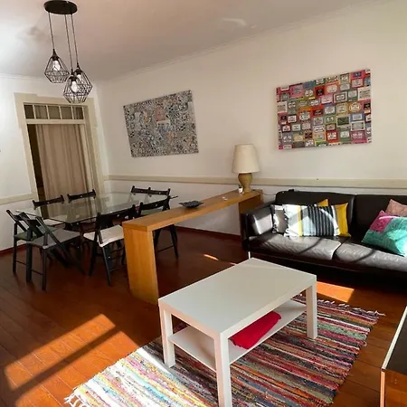 Grupo Ou Familias Лісабон